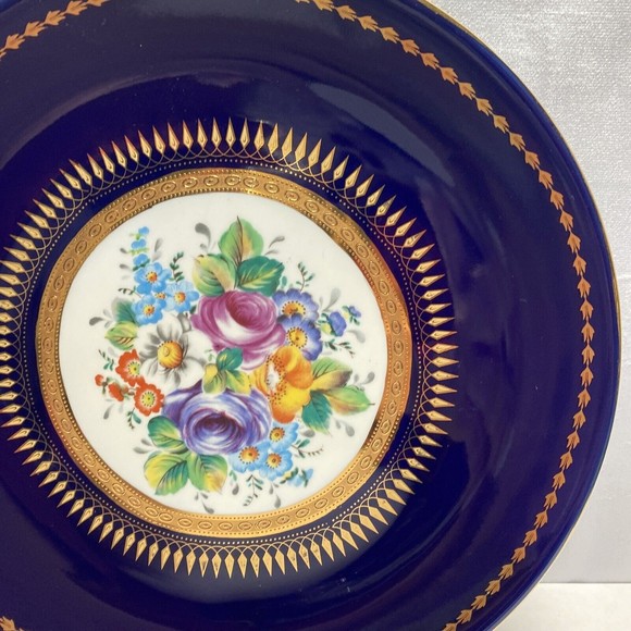 Roman Style Plate Blue With Pink Blue Yellow & More Florals  10.25” gold Trimmed - Picture 5 of 9